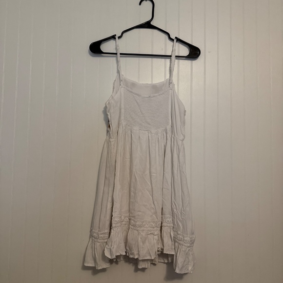 White mini dress - Picture 2 of 2